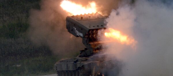 El sistema de lanzacohetes incendiario ruso Solntsepiok - Sputnik Mundo