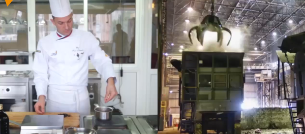Sopa de acero: chef ruso prepara un plato al estilo metalúrgico Sopa de acero: chef ruso prepara un plato al estilo metalúrgico - Sputnik Mundo