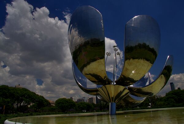Floralis Genérica, Buenos Aires, Argentina - Sputnik Mundo