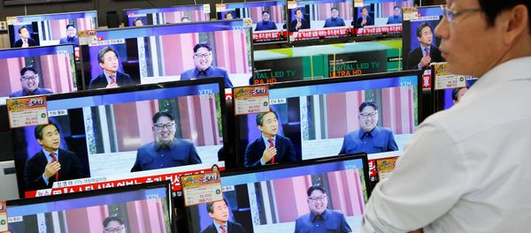 Las noticias en televisión sobre los ensayos nucleares de Corea del Norte - Sputnik Mundo