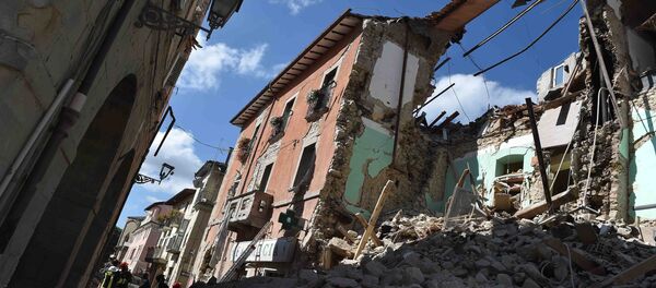 Consecuencias del terremoto en Italia - Sputnik Mundo