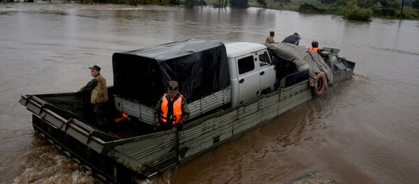 Las consecuencias de las inundaciones en la región rusa de Primorie causadas por el tifón Lionrock - Sputnik Mundo