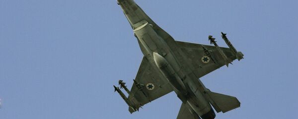 Un F-16 israelí Un F-16 israelí - Sputnik Mundo