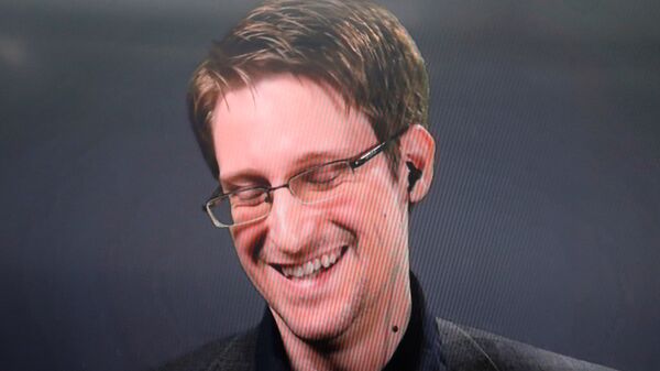 Edward Snowden - Sputnik Mundo