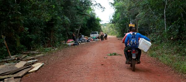 Los integrantes de las FARC llegan a los Llanos del Yarí para participar en la Décima Conferencia - Sputnik Mundo