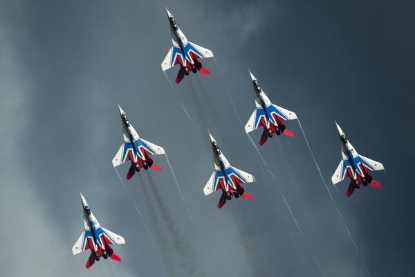 Aviones de combate MiG-29 - Sputnik Mundo