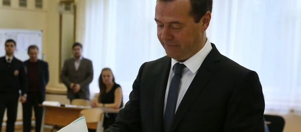 Dmitri Medvédev, primer ministro ruso y líder del partido Rusia Unida - Sputnik Mundo