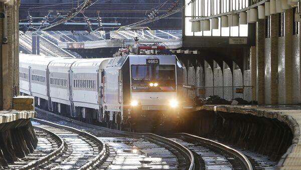 Un tren en Nueva Jersey - Sputnik Mundo