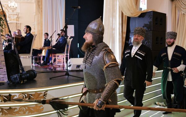 Ramzán Kadírov durante las celebraciones del Día de la Mujer Chechena - Sputnik Mundo