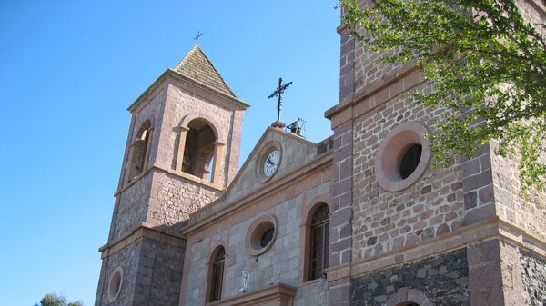 Una iglesia en México - Sputnik Mundo