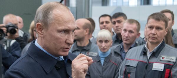 Рабочая поездка президента РФ В. Путина в Ижевск - Sputnik Mundo