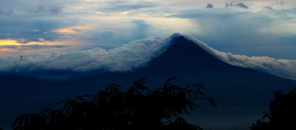 La isla indonesa de Java - Sputnik Mundo