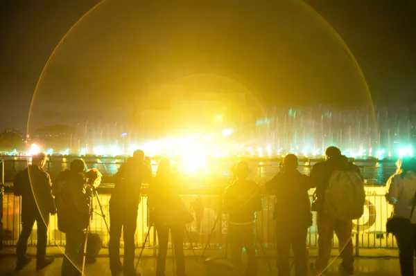 Moscú se prepara para el festival 'Círculo de Luz' - Sputnik Mundo