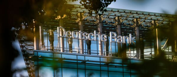 Deutsche Bank объявил о сворачивании в России бизнеса корпоративных услуг - Sputnik Mundo