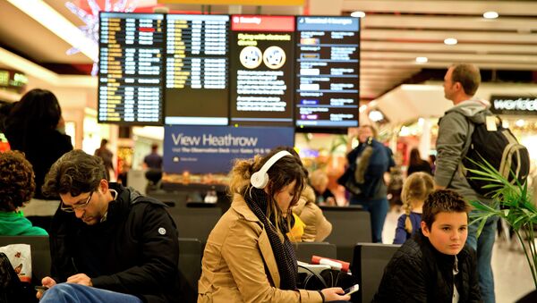 Aeropuerto británico Heathrow - Sputnik Mundo