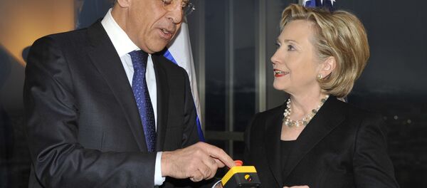 Hillary Clinton y Serguéi Lavrov inician un 'reinicio' de las relaciones entre Moscú y Washington el 6 de marzo del 2009 - Sputnik Mundo