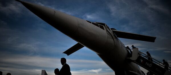 Un avión supersónico ruso Tu-144 - Sputnik Mundo