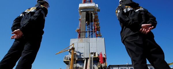 Extracción de petróleo en Rusia - Sputnik Mundo