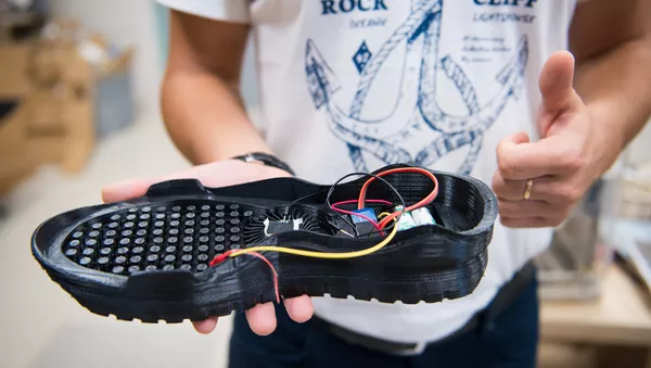 Zapatilla con aire acondicionado - Sputnik Mundo