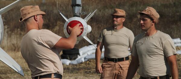 Militares rusos en el aeródromo Hmeymim en Siria (archivo) - Sputnik Mundo