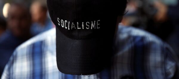 Un seguidor del PSOE - Sputnik Mundo