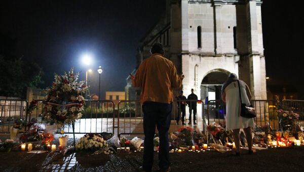 La iglesia de la ciudad francesa de Saint-Etienne-du-Rouvray - Sputnik Mundo