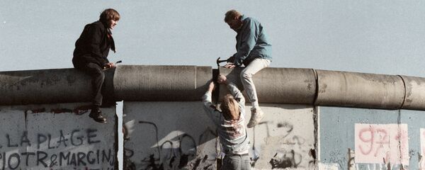 El muro de Berlín (Archivo) - Sputnik Mundo