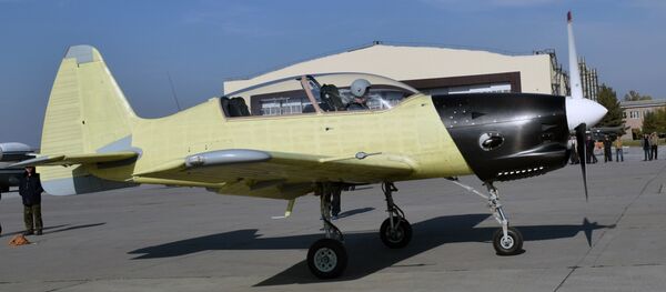 El avión Yak-152 - Sputnik Mundo