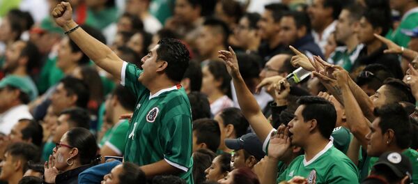 Aficionados de México - Sputnik Mundo