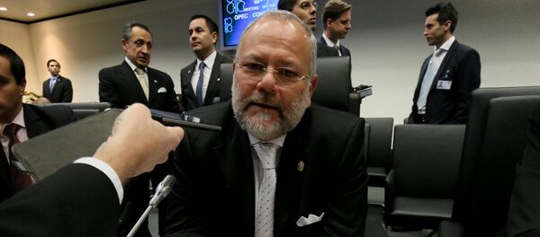 Carlos Pareja Yannuzzelli Carlos Pareja Yannuzzelli - Sputnik Mundo