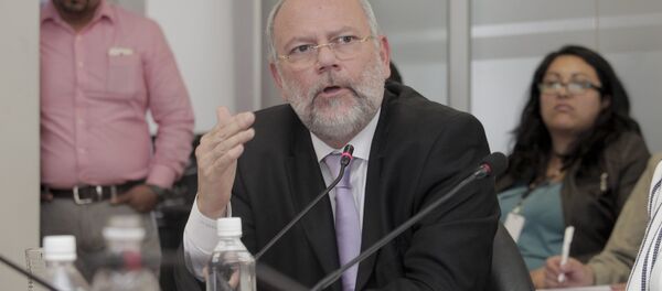 Carlos Pareja Yannuzzelli - Sputnik Mundo