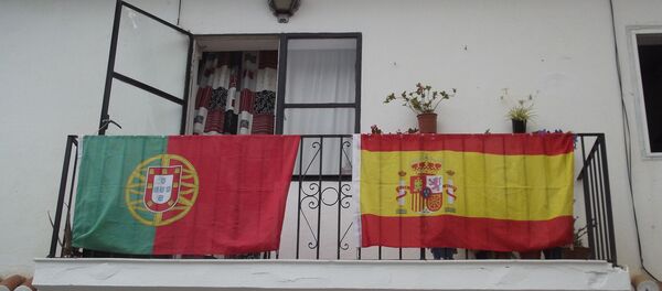 Banderas de España y Portugal - Sputnik Mundo