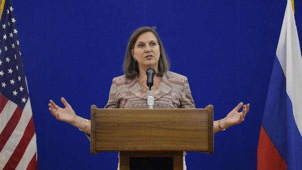 Victoria Nuland, subsecretaria del Departamento de Estado de EEUU, durante su visita a Moscú en 2015 - Sputnik Mundo