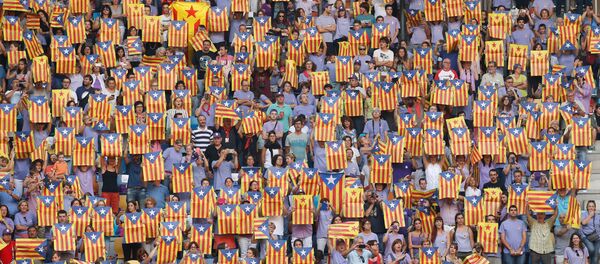 Las esteladas, banderas de Cataluña Las esteladas, banderas de Cataluña - Sputnik Mundo