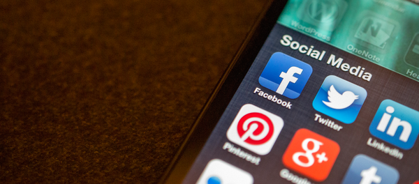 Aplicaciones de las redes sociales - Sputnik Mundo