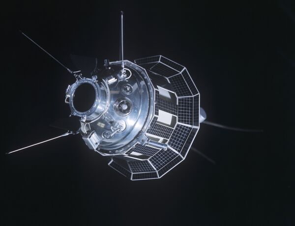 Estación espacial Luna-3, una sonda espacial soviética - Sputnik Mundo