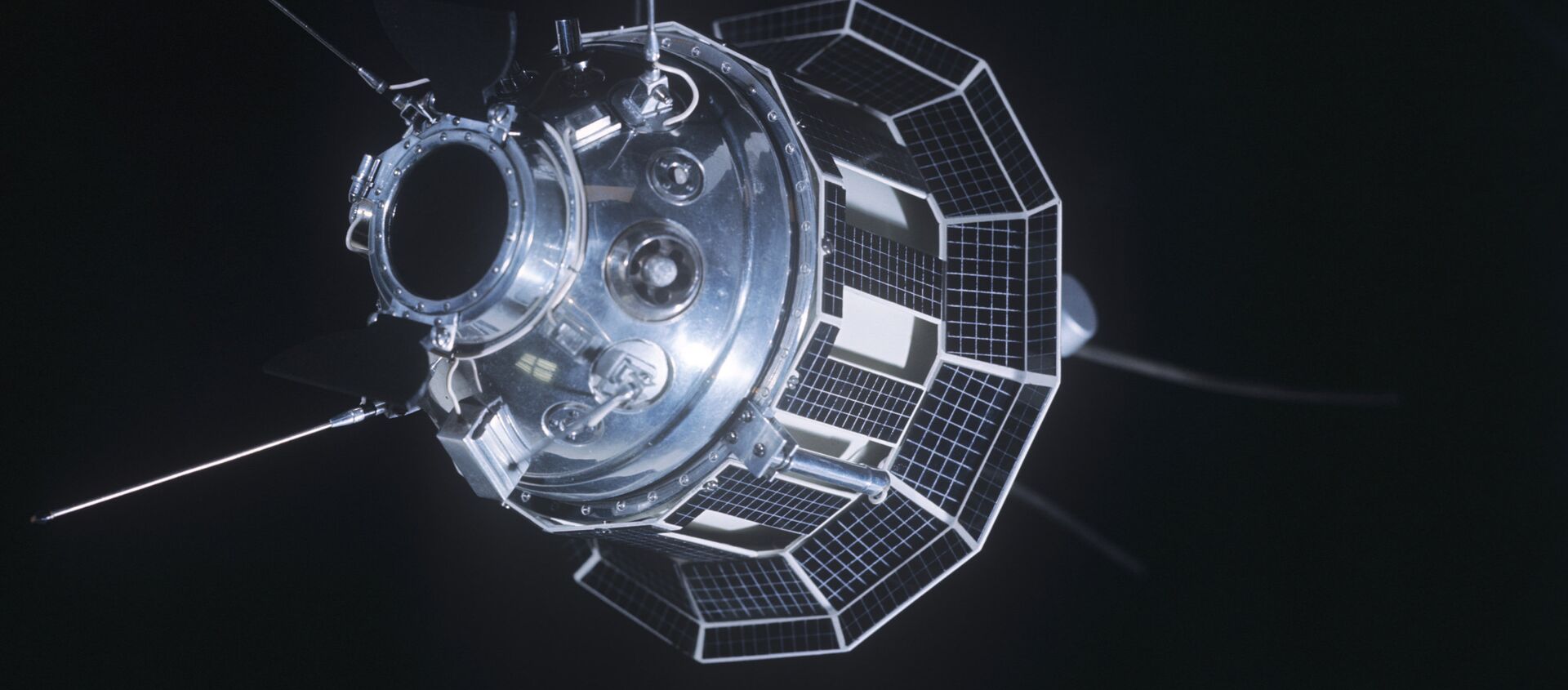 Estación espacial Luna-3, una sonda espacial soviética - Sputnik Mundo, 1920, 25.01.2021