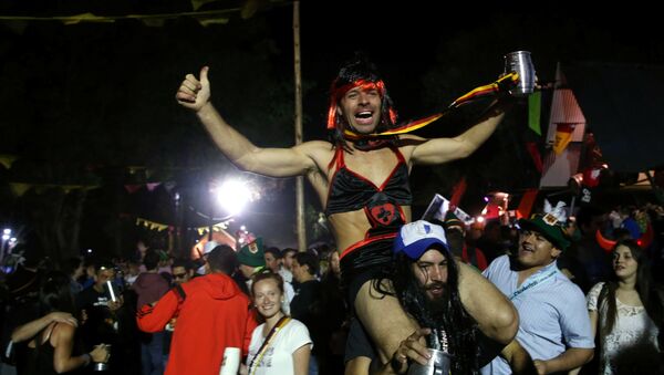 Oktoberfest en Argentina - Sputnik Mundo