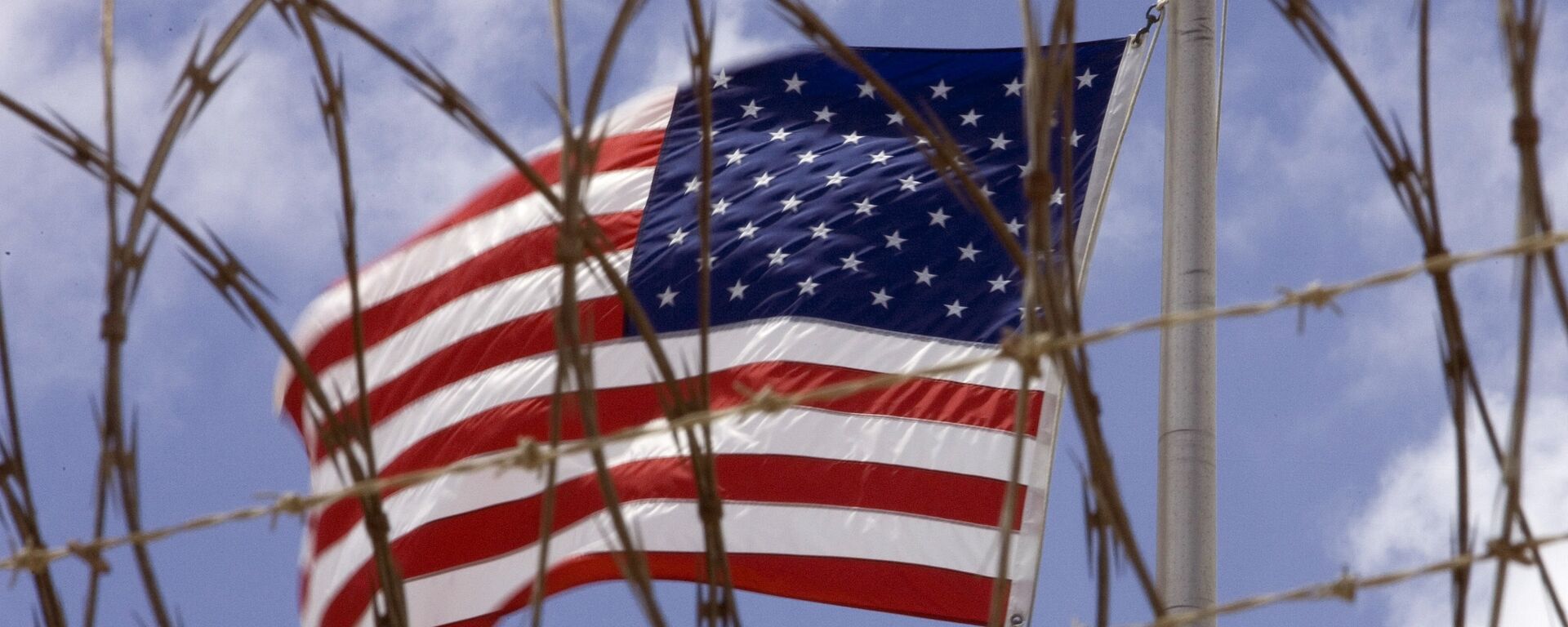 La bandera de EEUU en Guantánamo, Cuba - Sputnik Mundo, 1920, 26.04.2021