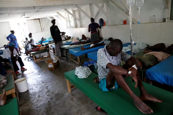 Atención de pacientes en un hospital de Haití tras el paso del huracán Matthew en 2016. Atención de pacientes en un hospital de Haití tras el paso del huracán Matthew en 2016. - Sputnik Mundo