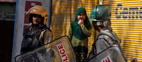 Policías indios (archivo) Policías indios (archivo) - Sputnik Mundo
