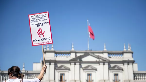 Una protesta contra el aborto en Santiago, Chile - Sputnik Mundo