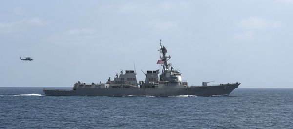 El destructor portamisiles USS Mason de la Marina de EEUU (archivo) - Sputnik Mundo