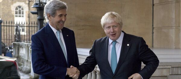 John Kerry, el secretario de Estado de EEUU y Boris Johnson, ministro de Asuntos Exteriores del Reino Unido - Sputnik Mundo
