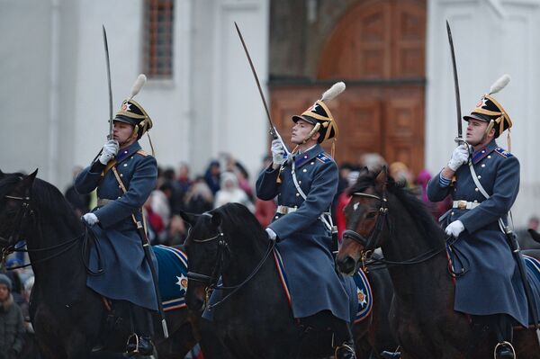 Última ceremonia de cambio de guardia del Regimiento Presidencial - Sputnik Mundo