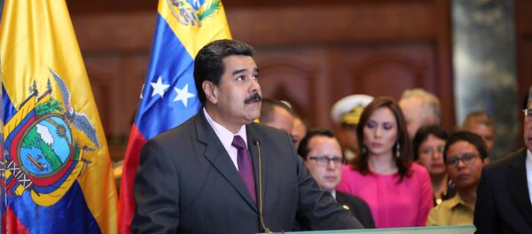 Venezuela's President Nicolas Maduro speaks during a visit at the Ecuador's National Assembly in Quito, Ecuador October 17, 2016. - Sputnik Mundo