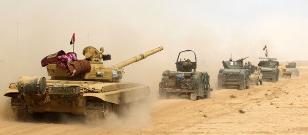 Las fuerzas iraquíes en la zona de al-Shurah, a 45 kilómetros de Mosul - Sputnik Mundo