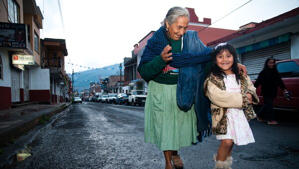 Habitantes de Cherán, México - Sputnik Mundo