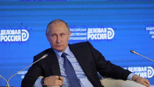 Президент РФ В. Путин принял участие в съезде Деловая Россия Президент РФ В. Путин принял участие в съезде Деловая Россия - Sputnik Mundo