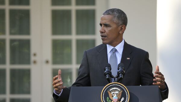 U.S. President Barack Obama speaks during a joint news conference with Italian Prime Minister Matteo Renzi in the Rose Garden of the White House in Washington - Sputnik Mundo